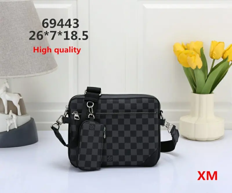 louis vuitton mini sac a main pour homme s_11b56b61